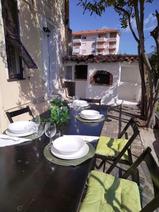 Casa Sveva, A Pochi Passi Dalle Spiagge E Dal Centro Di Arma Di Taggia. Esterno foto